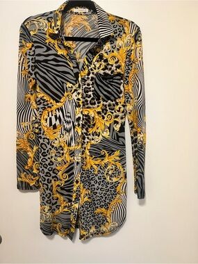 Print shirt. Button-Up Shirt — Black, Gray & Gold.  Sleeves 24” shirt 32” size M